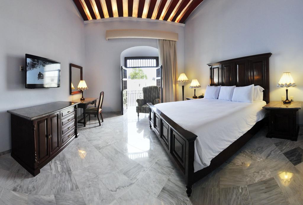King Suite